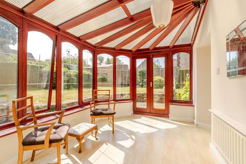 undefined, The Street, Hullavington