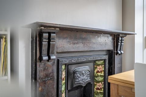 2 bedroom terraced house for sale, St. Pauls Terrace, Holgate, York YO24 4BL