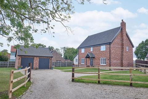 undefined, Long Street, Attleborough NR17