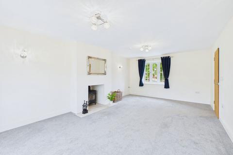 undefined, Long Street, Attleborough NR17