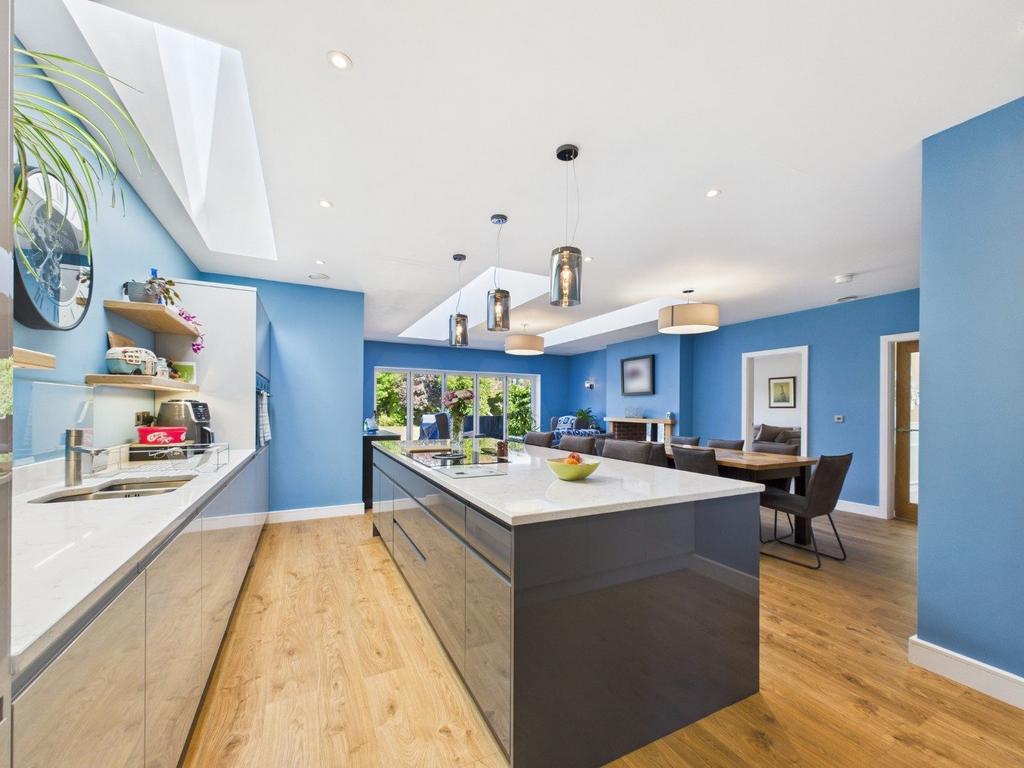 Open Plan Kitchen/Dining/Lounge Area