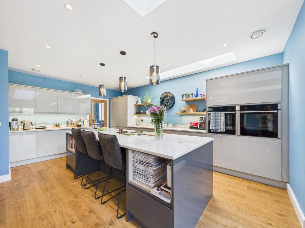 Open Plan Kitchen/Dining/Lounge Area