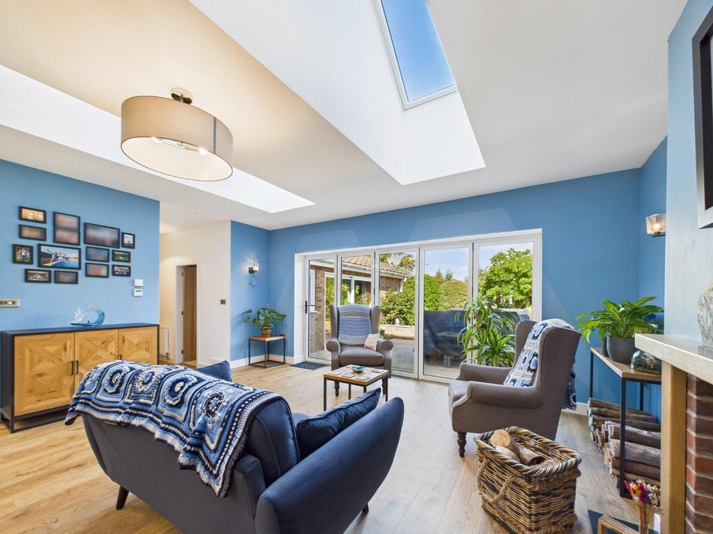 Open Plan Kitchen/Dining/Lounge Area
