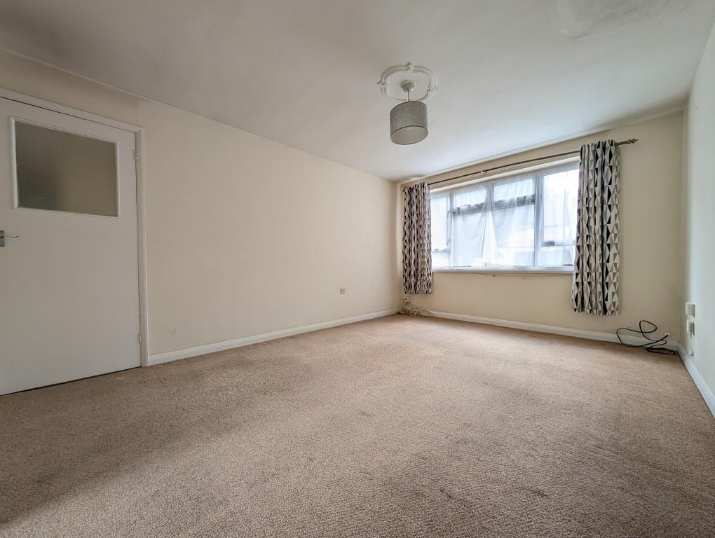 Lounge 2.jpg
