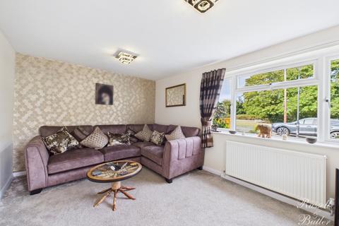 3 bedroom link detached house for sale, Greenfields, Adstock