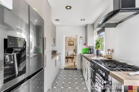 5 bedroom end of terrace house for sale, Eastfield Road, Waltham Cross, Hertfordshire, EN8 7ET