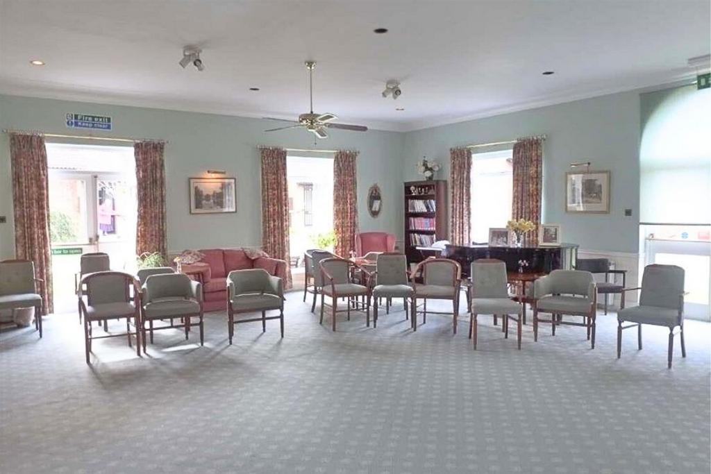 The garden room (inside)