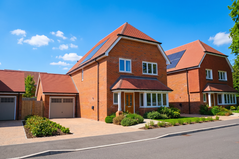 Plot 125, The Bletchingley at Manorwood, 26 Manorwood Farm Lane KT24
