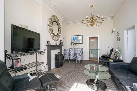 2 bedroom flat for sale, Marina, St. Leonards-On-Sea