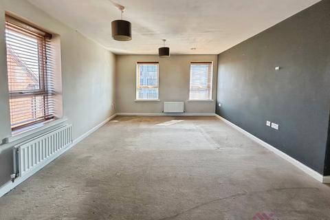 2 bedroom flat for sale, Dean Lane, Failsworth, Manchester, M40