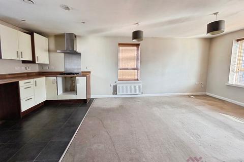 2 bedroom flat for sale, Dean Lane, Failsworth, Manchester, M40