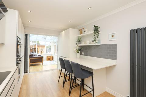 28 Bishop Gardens, Sheffield, S13 7EX