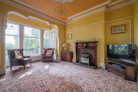 4 bedroom semi-detached house for sale, Beech Grove, Huddersfield Road, Brighouse