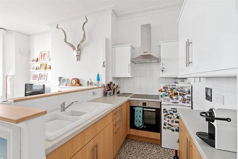 2 bedroom flat for sale, Marine Parade, Worthing, West Sussex, BN11