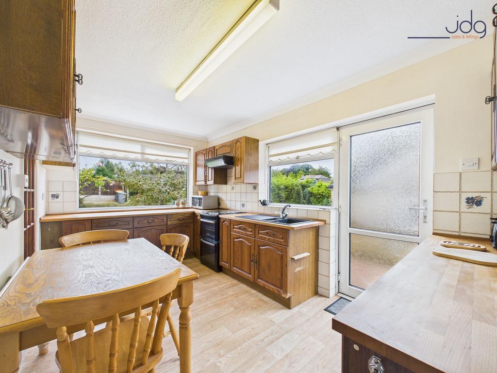 Bright and Airy Kitchen