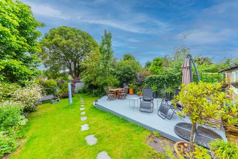 4 bedroom semi-detached house for sale, Arden Cottages, Harrow Road, Knockholt, Sevenoaks, TN14
