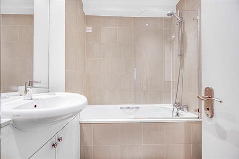 1 bedroom flat for sale, Sloane Avenue, SW3