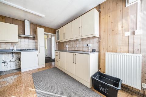 2 bedroom semi-detached bungalow for sale, Oxenden Crescent, Canterbury CT3
