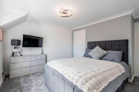 2 Milton Brae, Stirling, FK7 0JT