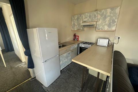 undefined, 25 Mundy Place