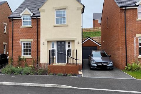 28 Brookfields, Lydney, GL15 4BX