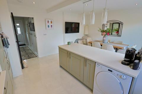 44 Browns Lane, Allesley, Coventry, CV5 9DS