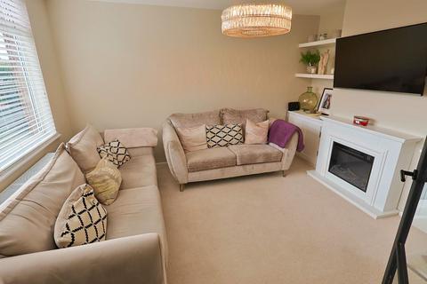 44 Browns Lane, Allesley, Coventry, CV5 9DS