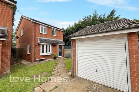 3 bedroom detached house for sale, Ely Close, Flitwick