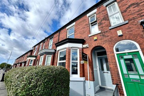 3 bedroom terraced house for sale, Southwood Road, Stockport SK2