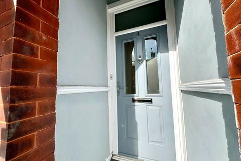3 bedroom terraced house for sale, Southwood Road, Stockport SK2