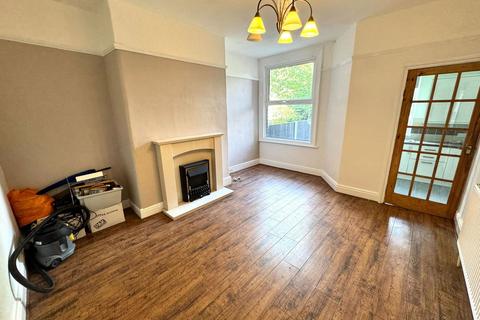 3 bedroom terraced house for sale, Southwood Road, Stockport SK2