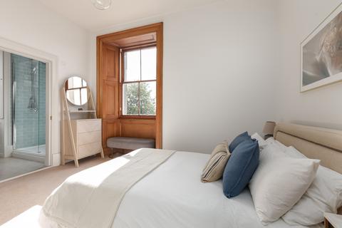 2f1, 19 Abbotsford Park, Edinburgh, EH10 5DZ