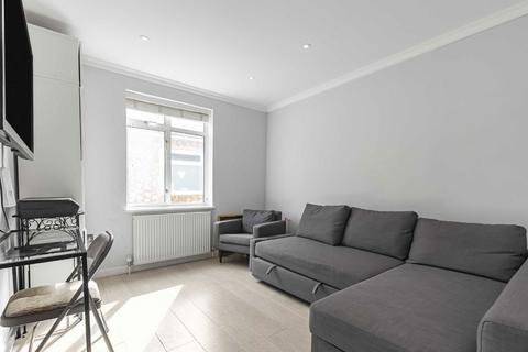 undefined, Cadbury Road, Sunbury-On-Thames TW16