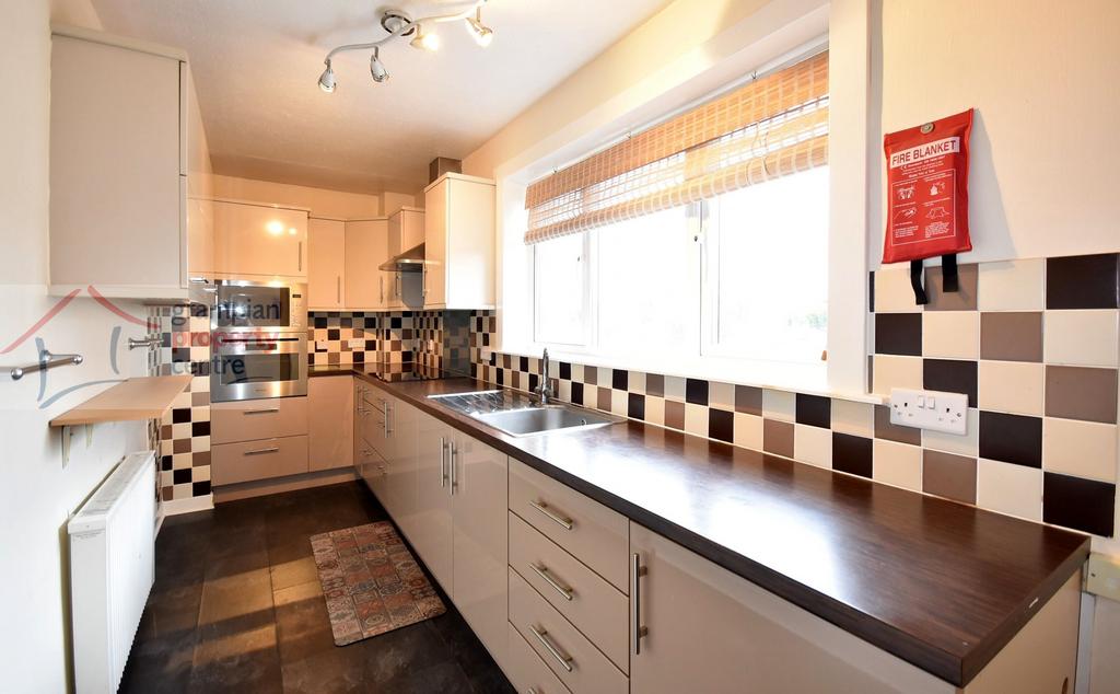 Kitchen .JPG
