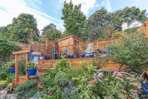 3 bedroom semi-detached house for sale, Park Avenue, Bingley, West Yorkshire, BD16