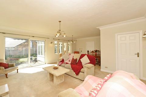 undefined, Moorhouse Drive, Birkenshaw, Bradford, West Yorkshire, BD11