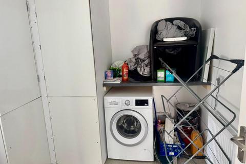 1 bedroom in a house share to rent, Bank Street, Ossett