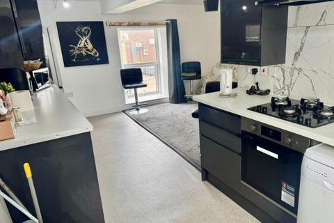 1 bedroom in a house share to rent, Bank Street, Ossett