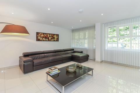undefined, Tunnel Wood Road, Watford, WD17
