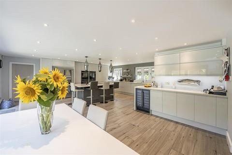 5 bedroom detached house for sale, Blackmore Way, Blackmore End