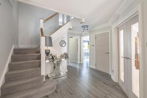 5 bedroom detached house for sale, Blackmore Way, Blackmore End