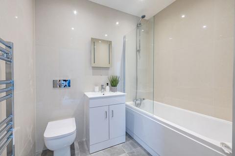 3 bedroom semi-detached house for sale, Fairoak Close, Kenley, CR8