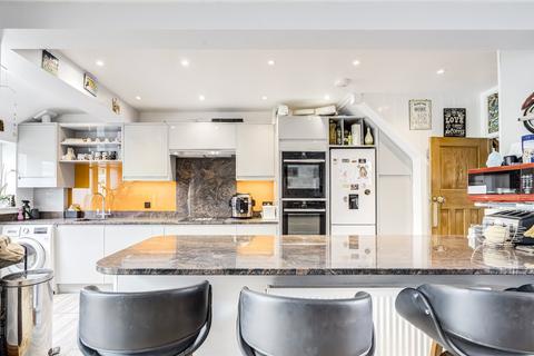 4 bedroom terraced house for sale, Downlands Avenue, Worthing, West Sussex, BN14