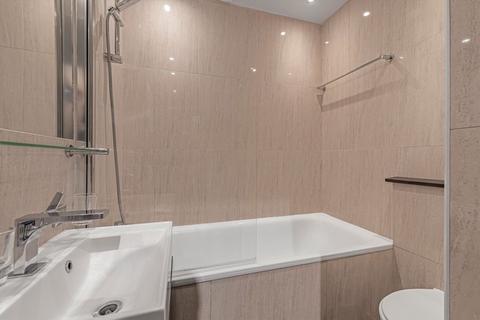1 bedroom flat for sale, Essendine Mansions, London W9