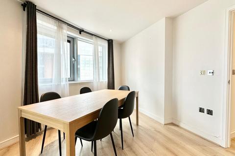 2 bedroom apartment to rent, Westgate Apartments, Western Gateway, London E16