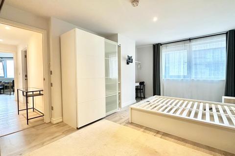 2 bedroom apartment to rent, Westgate Apartments, Western Gateway, London E16