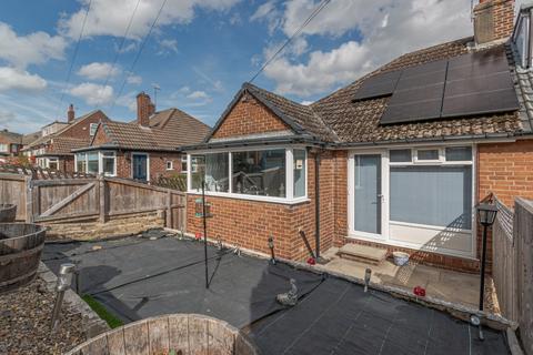2 bedroom bungalow for sale, Roundhill Mount, Bingley, West Yorkshire, BD16
