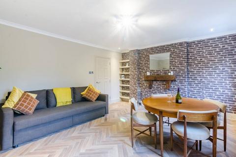 2 bedroom flat to rent, Auckland Road, Crystal Palace, London, SE19