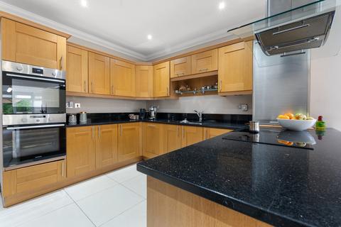 4 Beech Drive, Sawbridgeworth, CM21 0AA