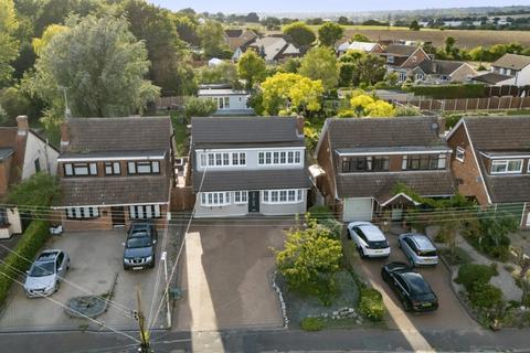 Gardiners Lane North, Billericay, CM11